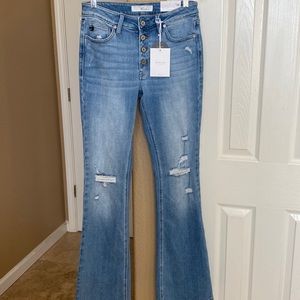 NWT🌟 Vici Distressed Flare Denim Size 9/28